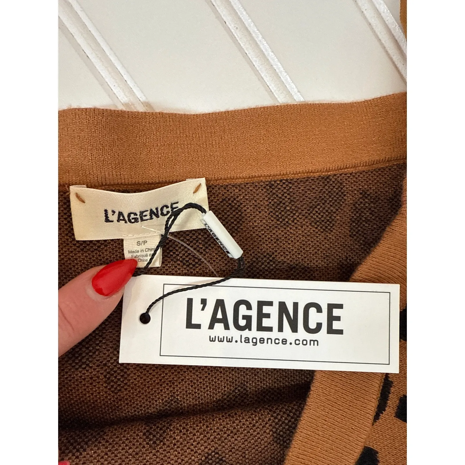 NWT L’AGENCE Felicia Off Shoulder Long Sleeve Sweater Dress Brown & Black Sz S - Image 5