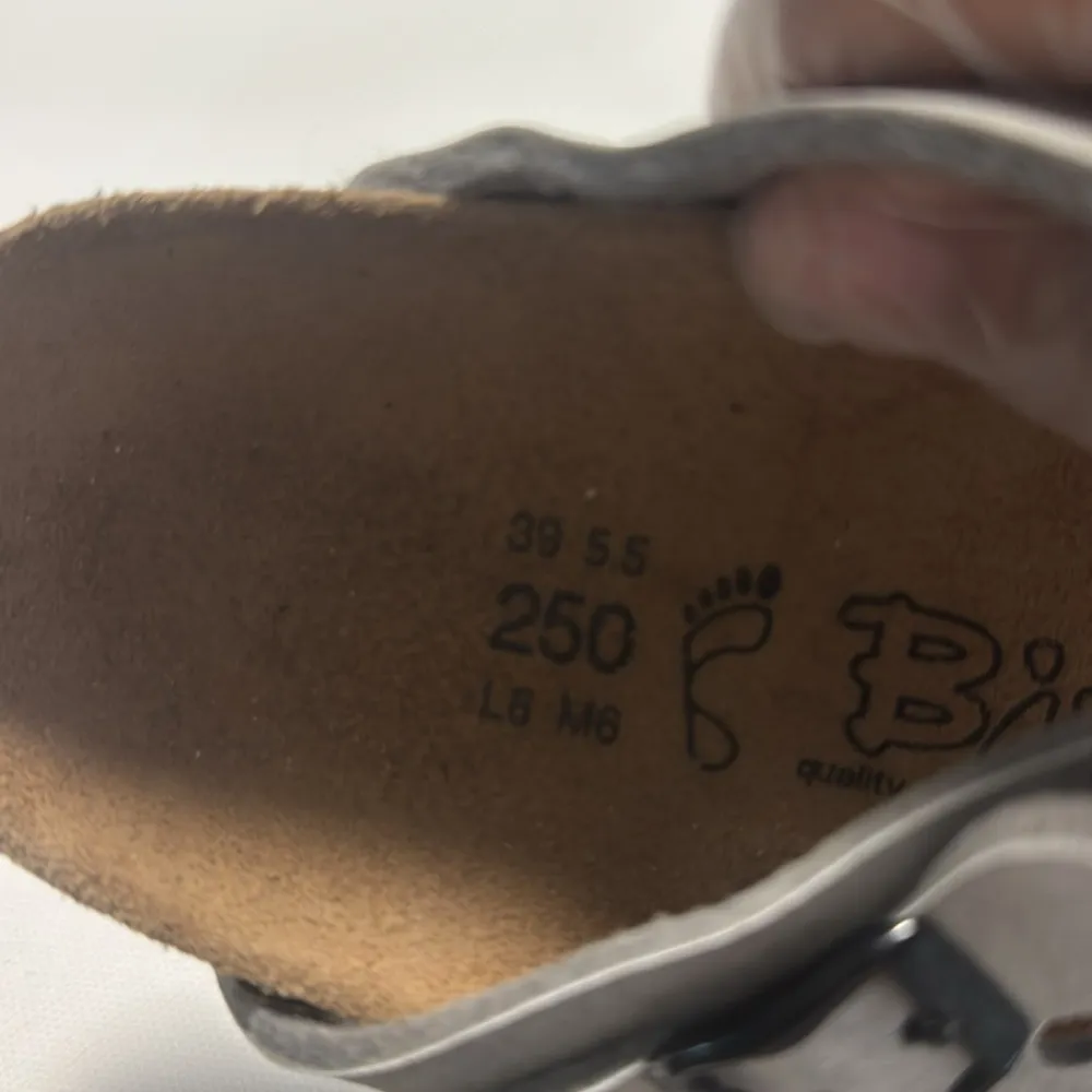 Birkis by Birkenstock Mayari Sandals Size 39 - Image 7