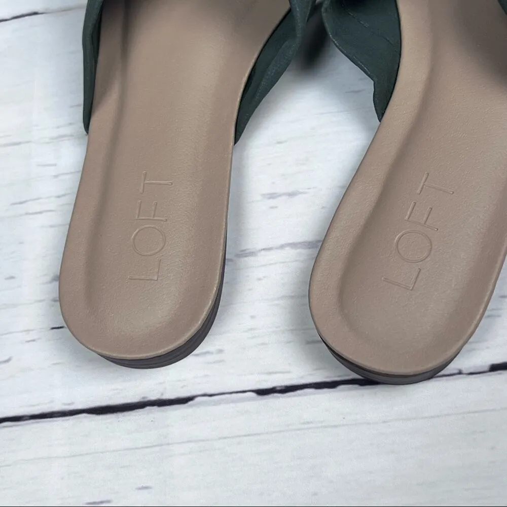 LOFT Women's Green Bow Style Sandals Sz 7 - Image 2