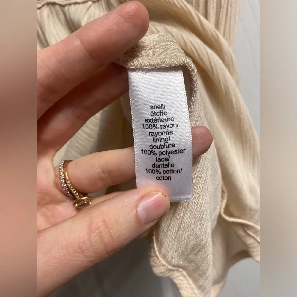 NWT Maurices Lace Peplum Tank Top W/ Adjustable Criss-Cross Straps Size Medium - Image 2