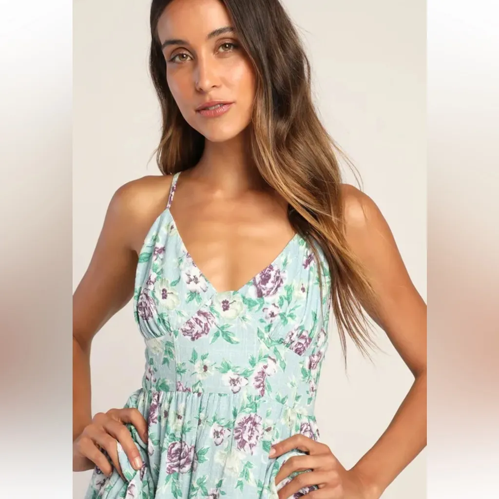 Lulu's Bliss Abound Light Blue Floral Print Tiered Midi Dress size M - Image 2