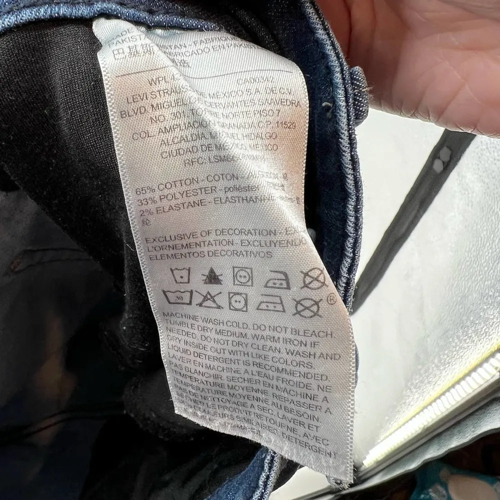 Levi's shaping mid rise bootcut denim blue jeans zip button pockets plus size 16 - Image 10