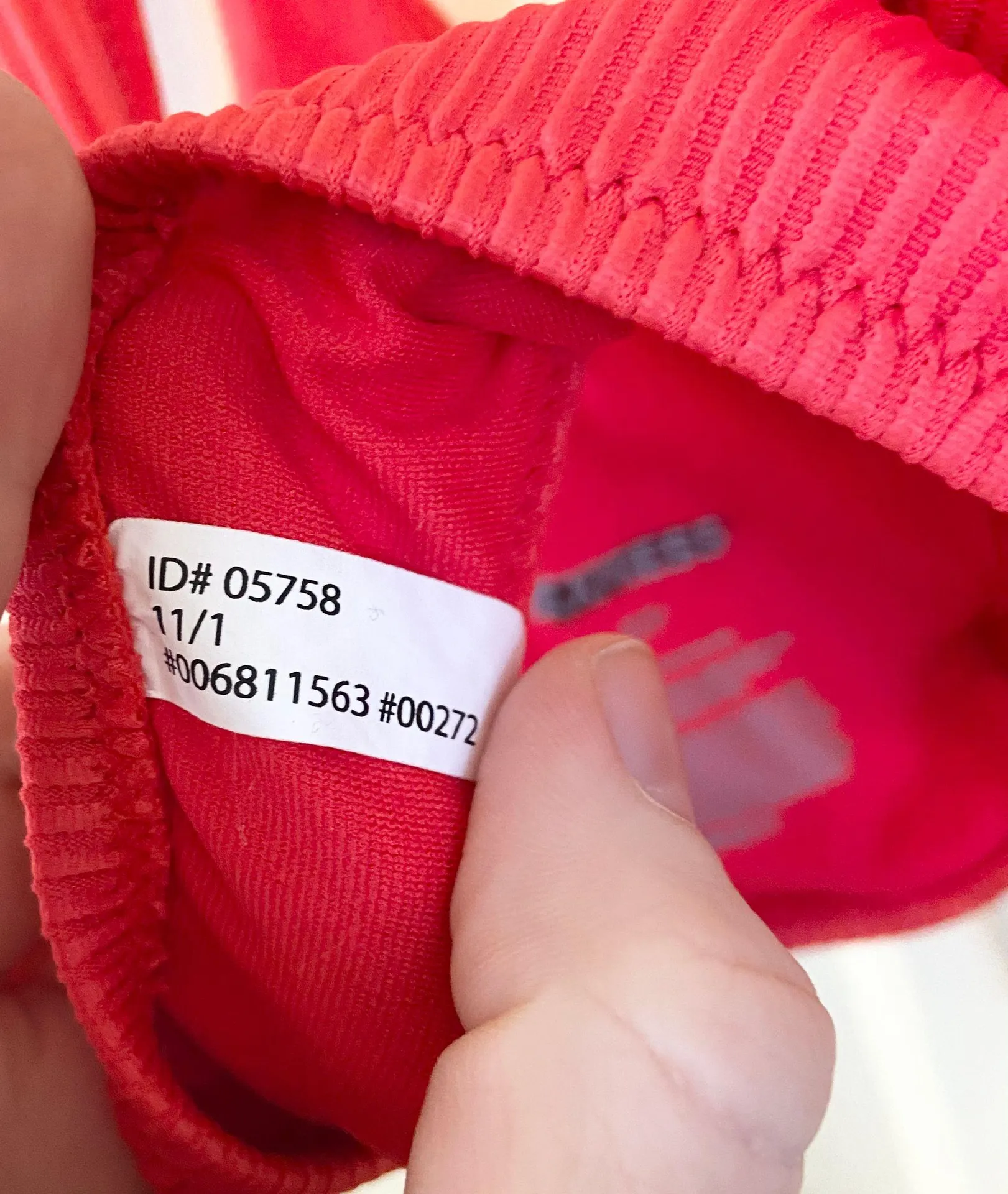 NWOT  trendy cut out red strappy bikini top - Image 5