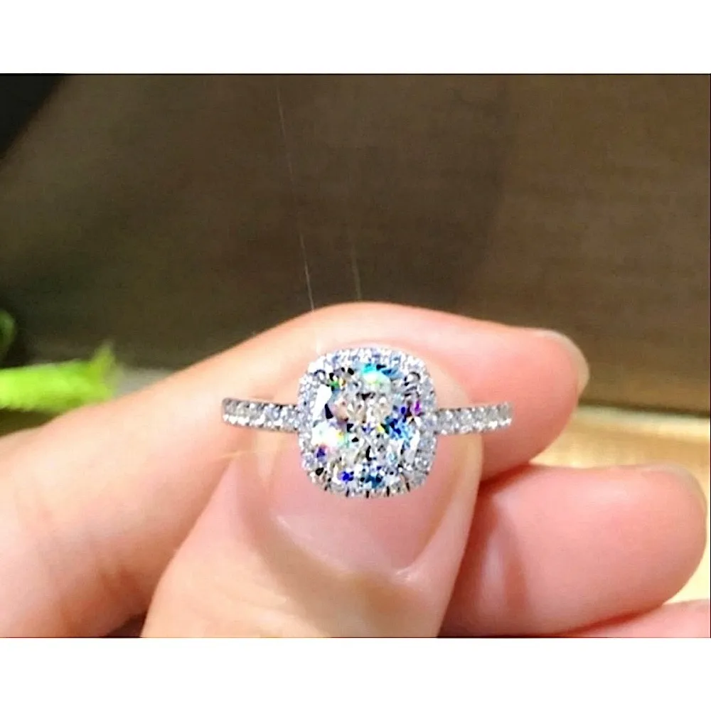 NEW Women’s 6ct Cushion Cut Halo‎ Simulated Diamond Engagement Ring, Size 6 - Image 4