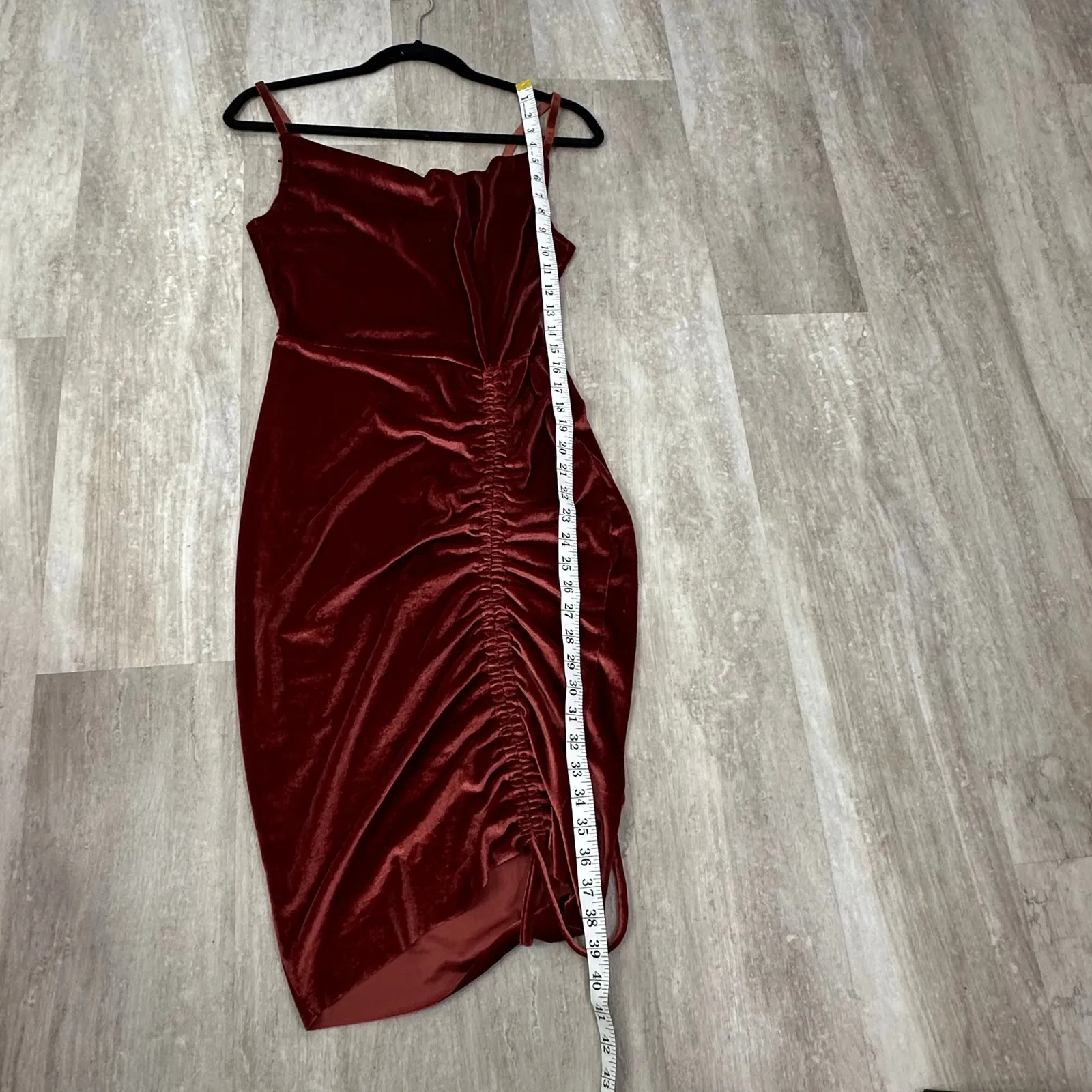 Joyfolie Mia Joy Rust Ruched velvet bodycon dress Size Small Brown - Image 10