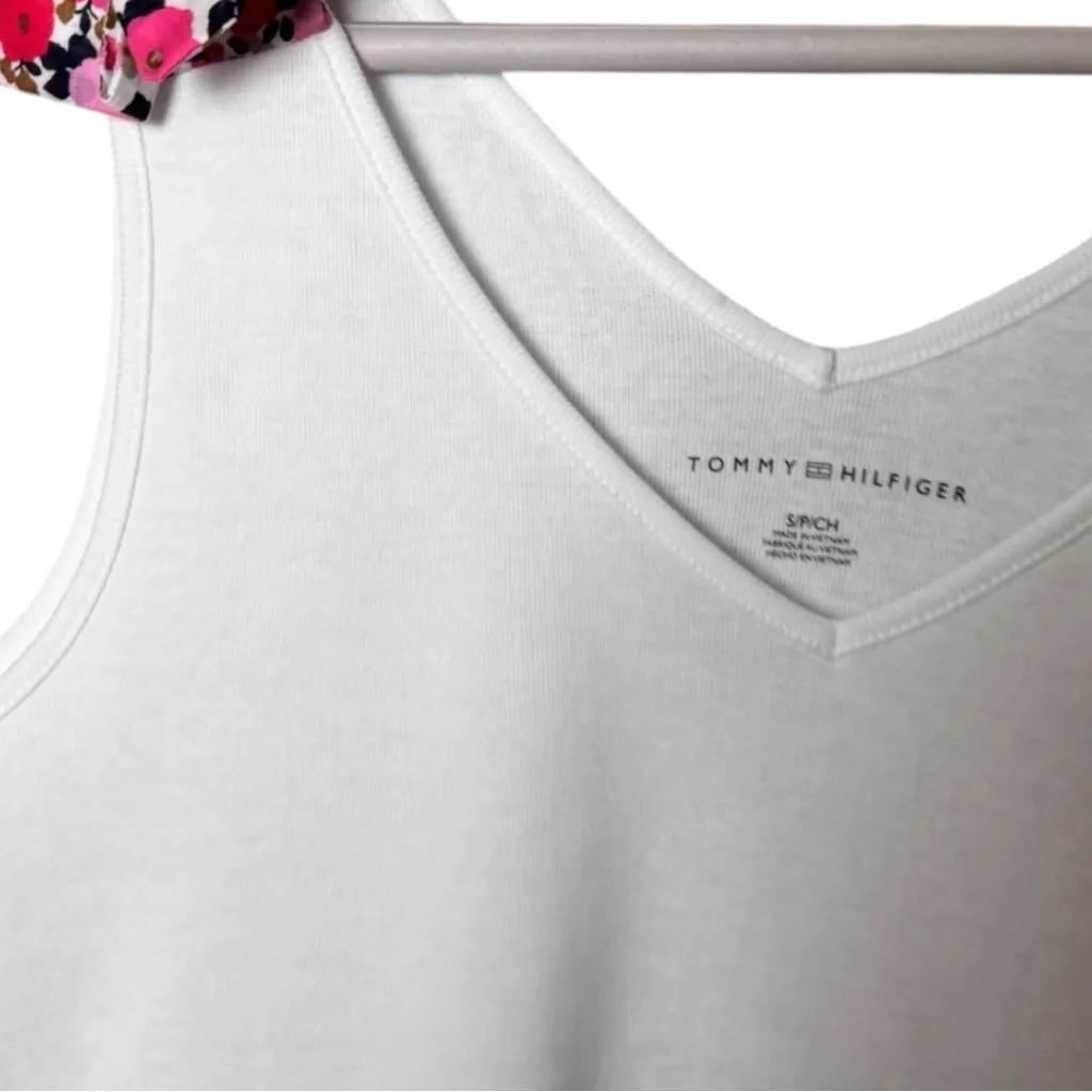 Tommy Hilfiger White Tank Top with Pink Bow Accents Sz S New with Tag - Image 6