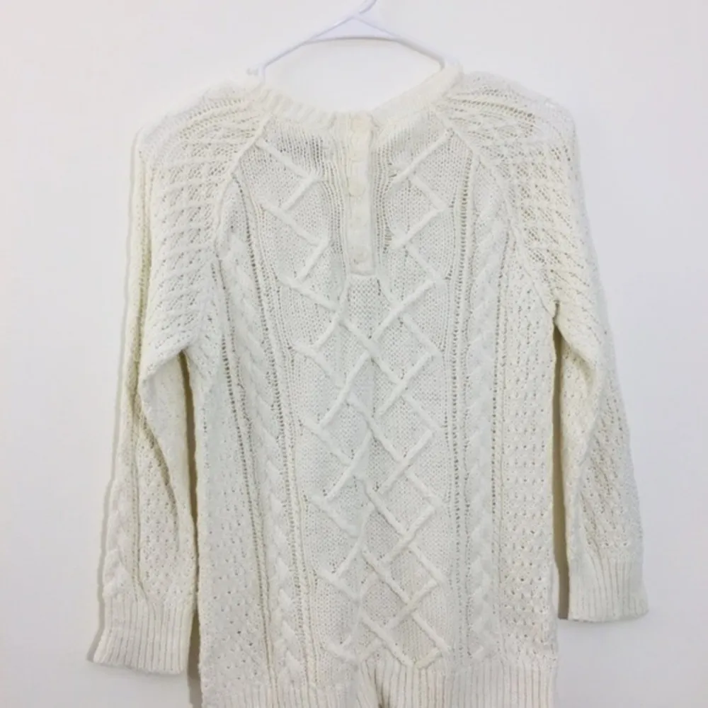Anne Taylor Loft women’s size small off white sweater - Image 8