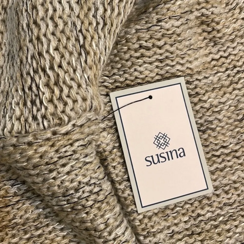 Susina Sweater beige tan Chunky Knit Crew Neck Ribbed Trim Sweater NWT Sz Med - Image 10