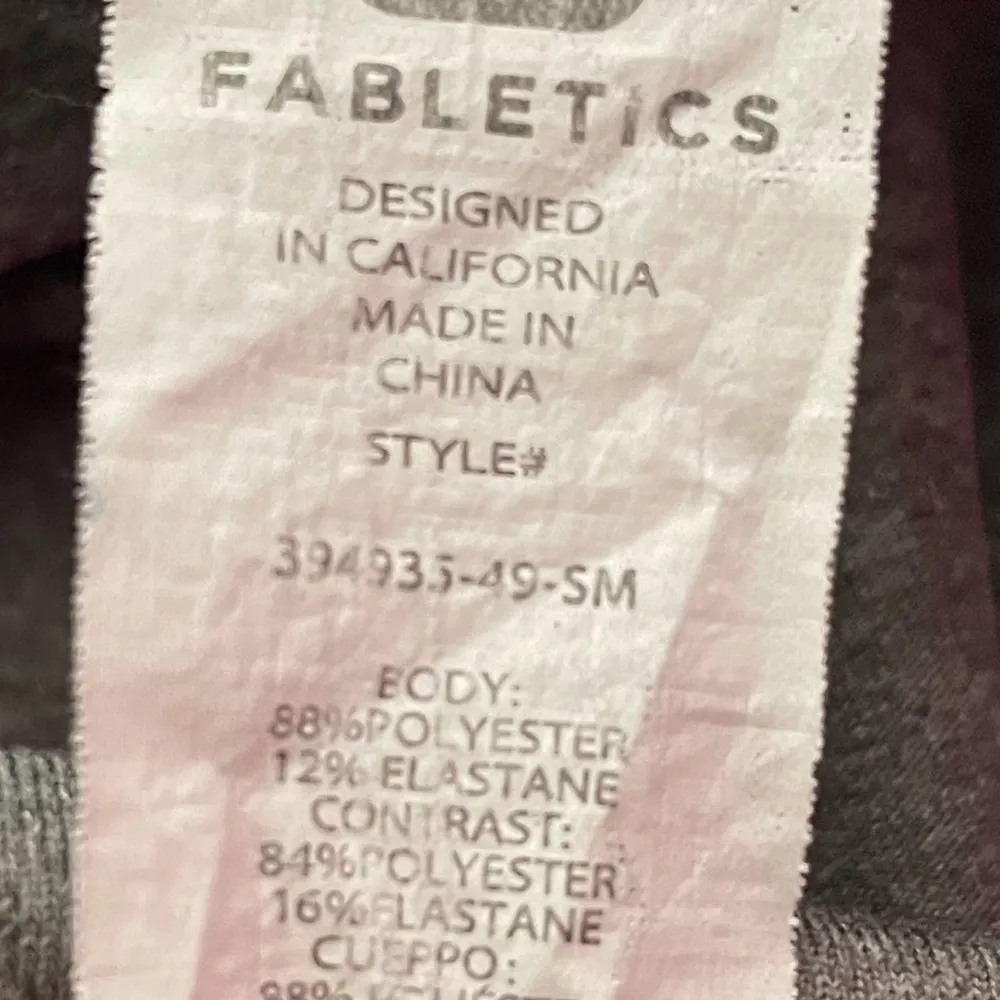 Fabletics Pattern Cropped Leggings Gray Red Blue Size Small - Image 4