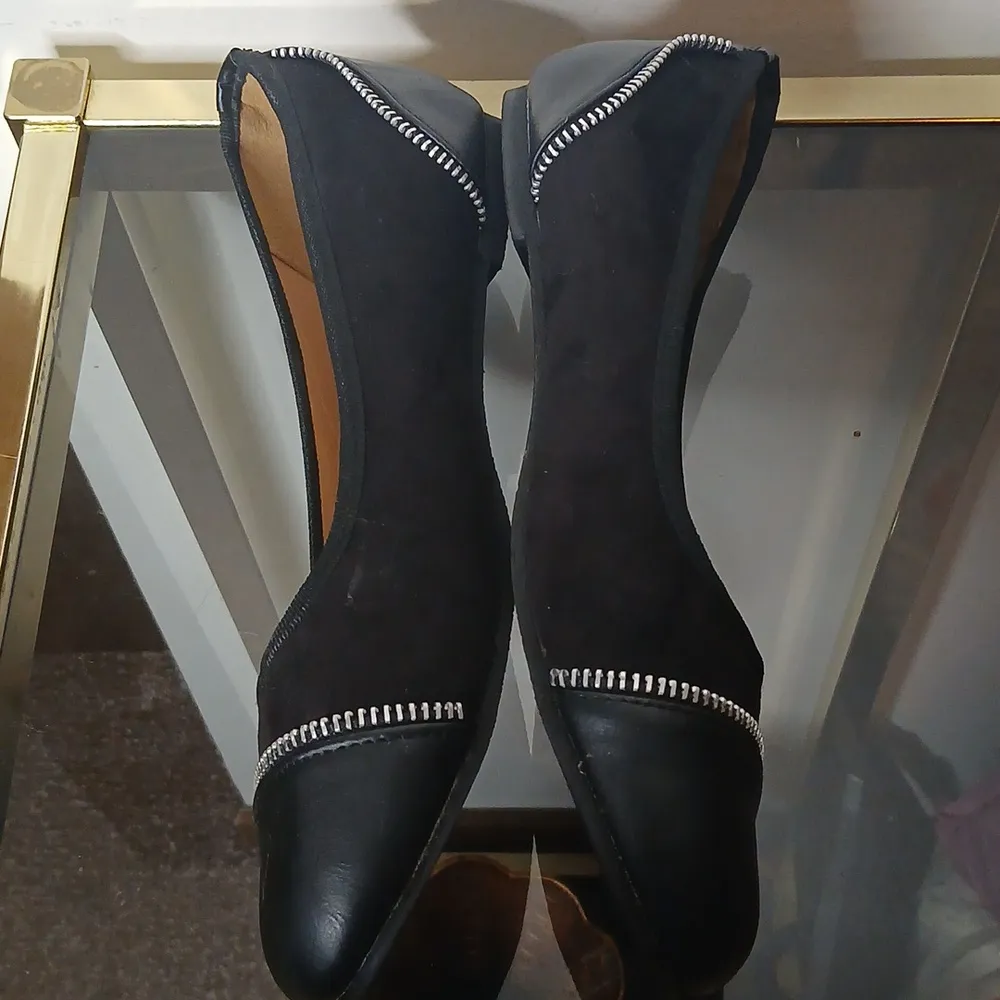 Torrid black zipper cut ballet flats size 10 - Image 9