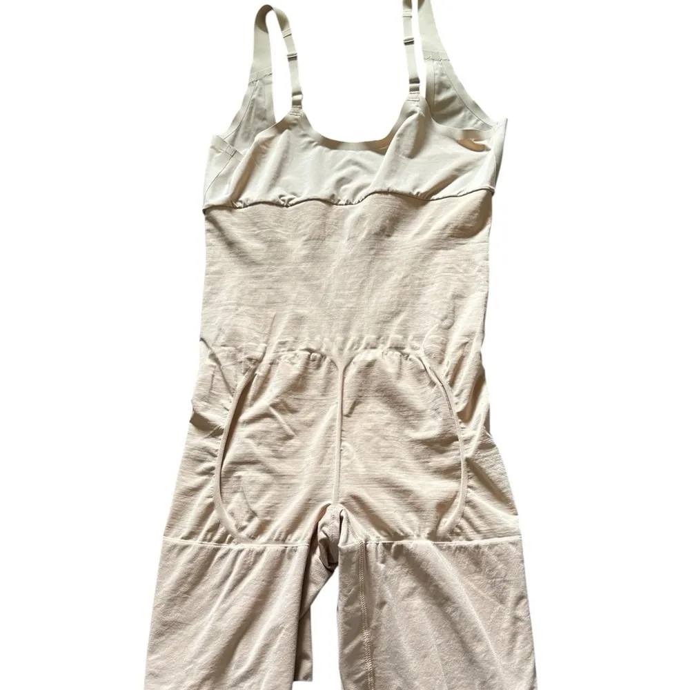 SPANXsculpt OnCoreOpen-Bust Mid-Thigh Bodysuit Nude XL Booty Enhancing Shapewear - Image 8