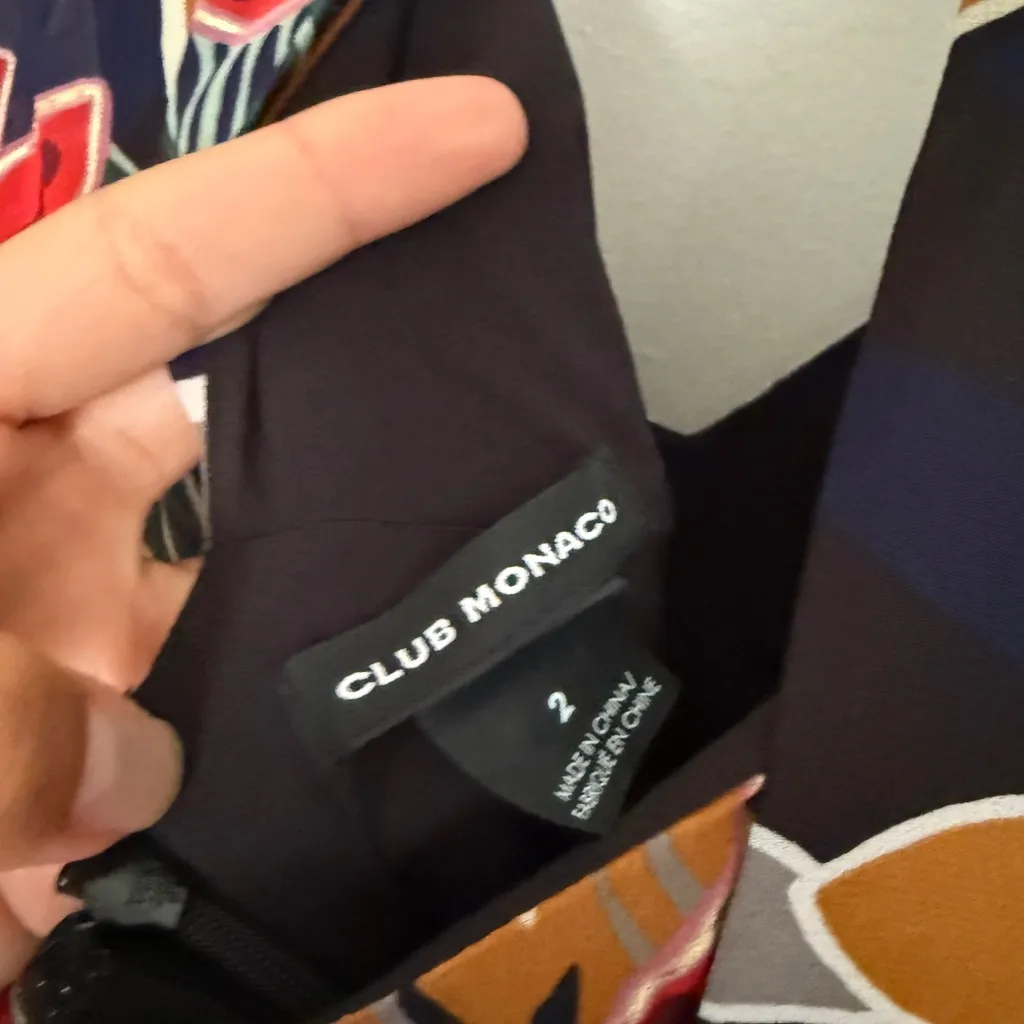 Club Monaco Zorbina Pleated Floral Midi Dress - Image 11