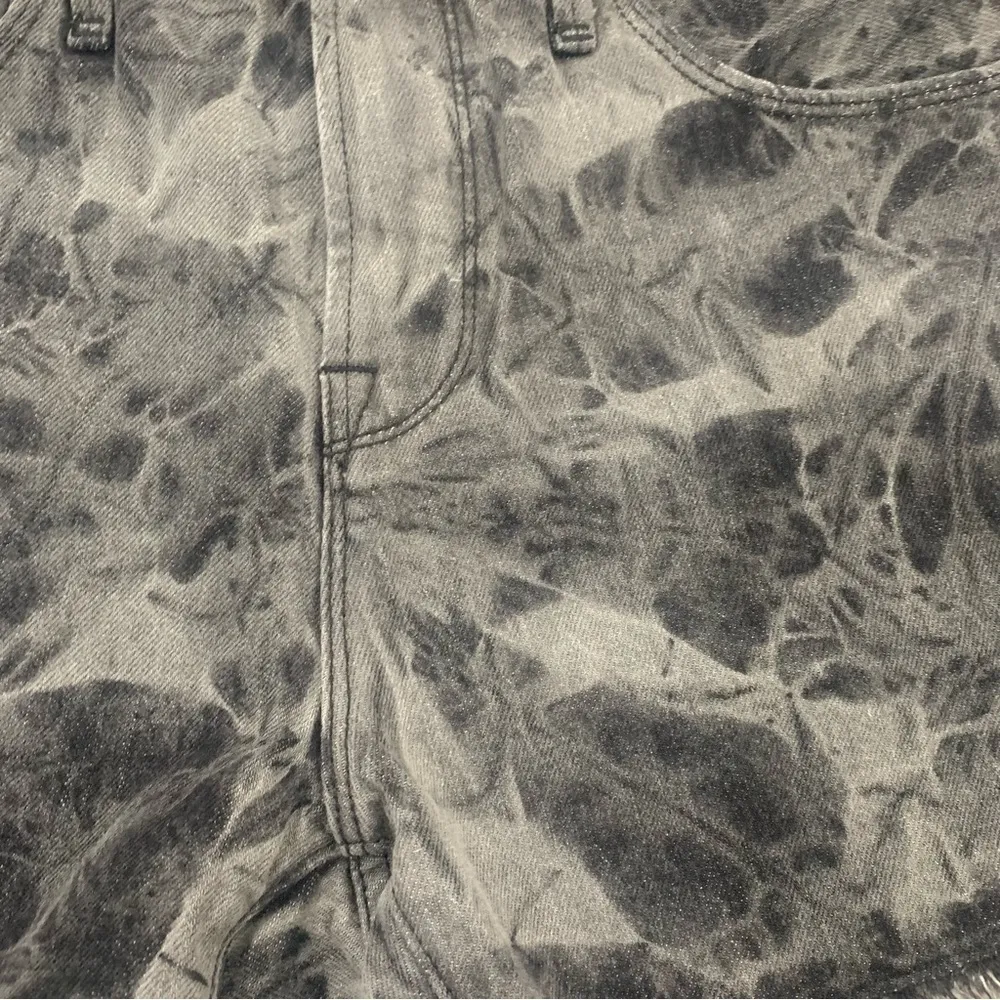 Good American Good 90s Denim Jeans Shorts High Waisted Black size 26 - Image 6