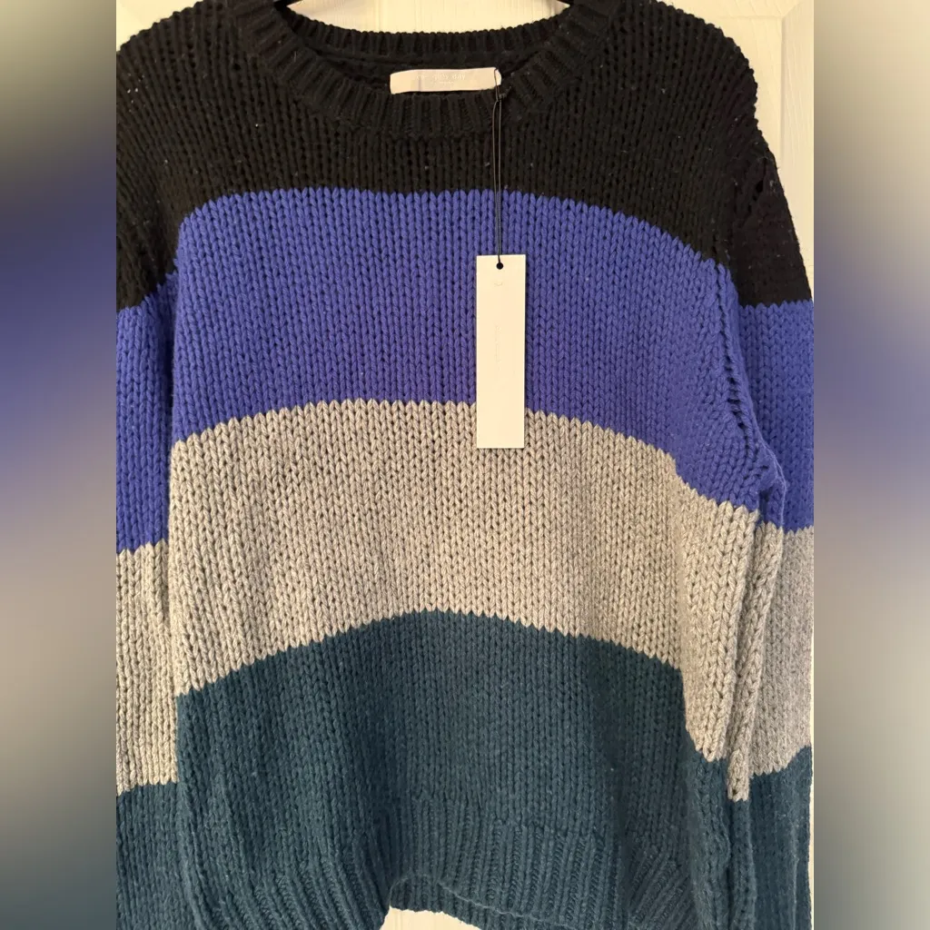 One Grey Day Colorblock Women’s Grey Blue Black Sweater Size Small - Image 6