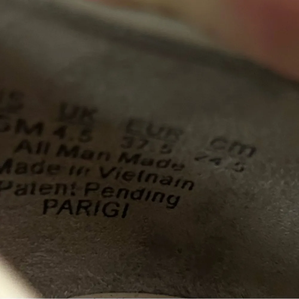 Life Stride Soft System Cream Pointed Toe Heels with Medium Heel-Preowned - Image 7