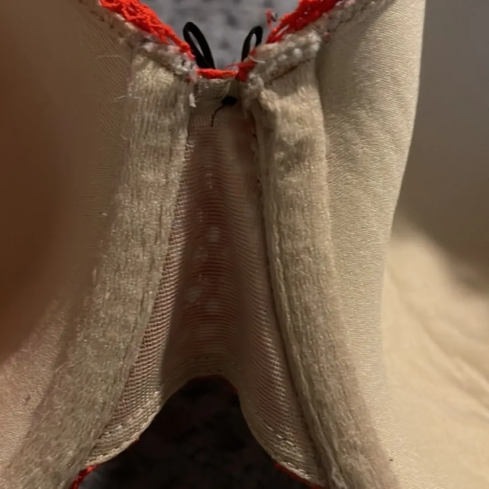 Plus Size Women's Cacique Nude/Red T-Shirt Lace Overlay Bra Size 42DDD GUC #6475 - Image 5