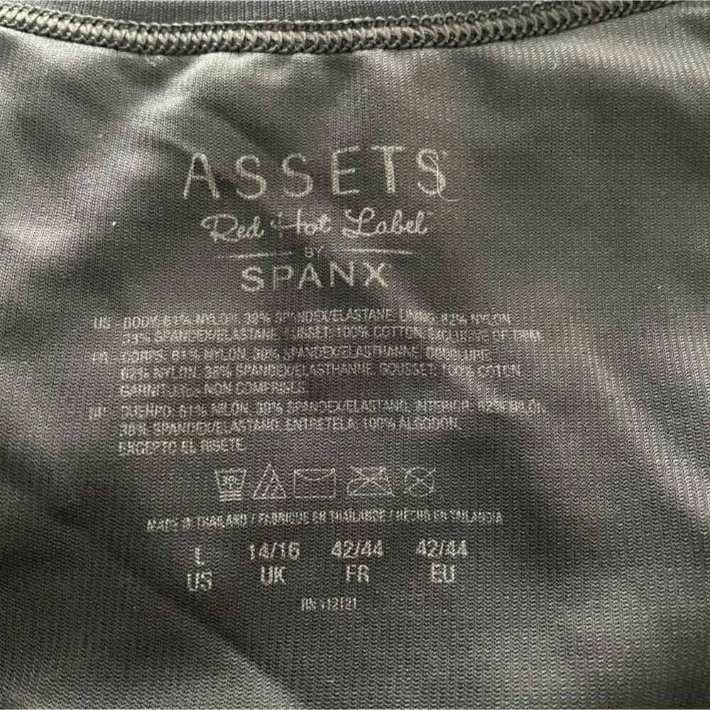 Red Hot Label by SPANX Size Large  Dress Shapewear Sleeveless Smoothing Slimming - Image 6