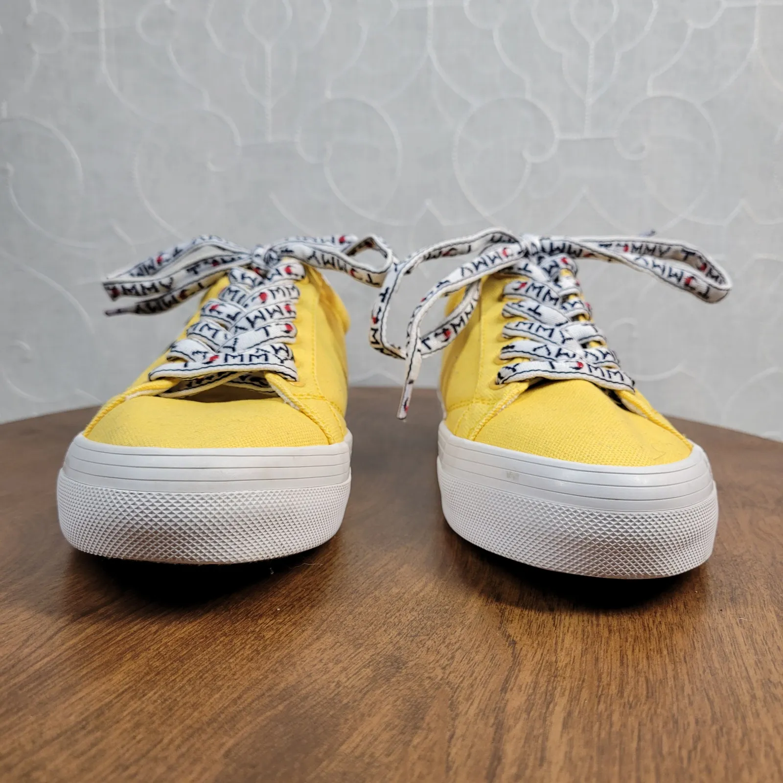 Tommy‎ Hilfiger Womens Fantim Sneakers 7.5 Yellow Canvas Lace Up Casual Shoes - Image 10
