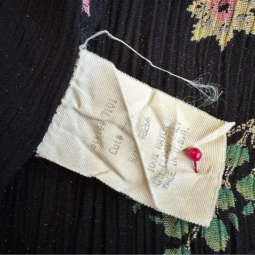 Vintage 1980s crepe patchwork jacket - Image 11