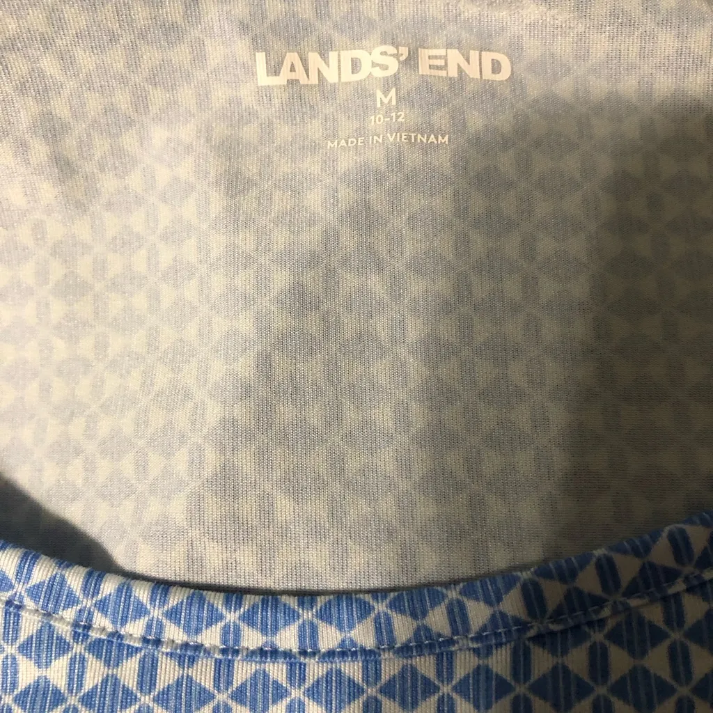 Lands End geometric blue white shirt sleeve‎ knotted shirt women’s medium 10/12 - Image 3