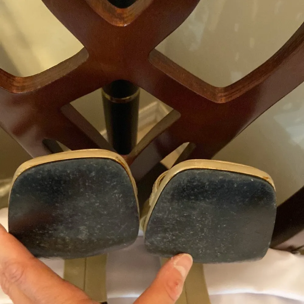 Apostrophe Moffet leather upper slide on heels. Size 9 1/2 - Image 6