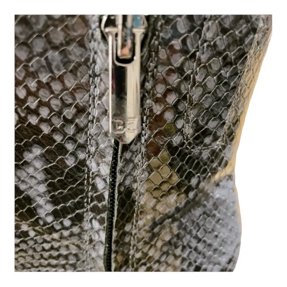 Sam Edelman Womens CODIE
leather Navy Ankle Boots Shoes 6.5M snake print - Image 12