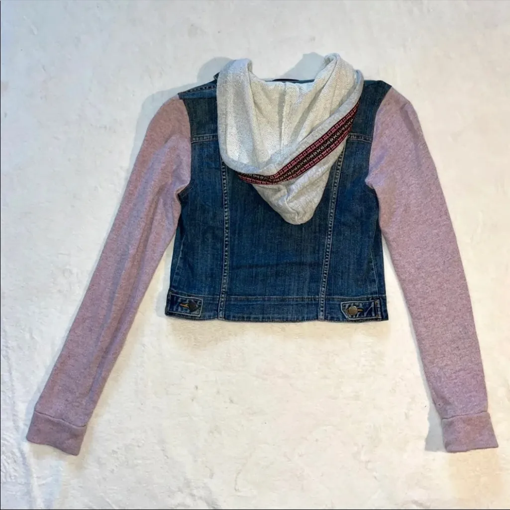 Womens BDG Denim Jean Sweatshirt jacket size Small - Image 4