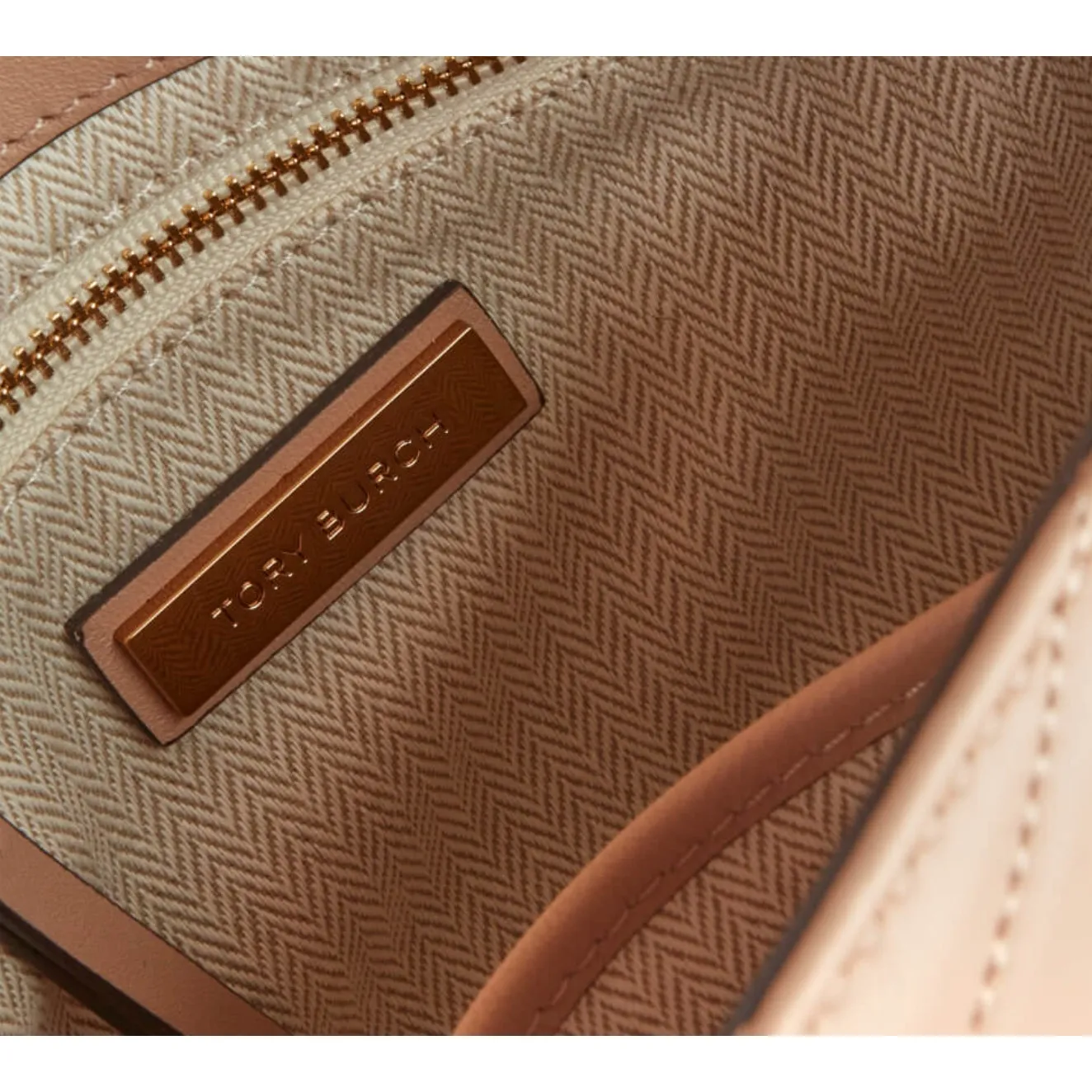 Tory Burch Small Kira Chevron Convertible Shoulder Bag - Devon Sand - Image 5