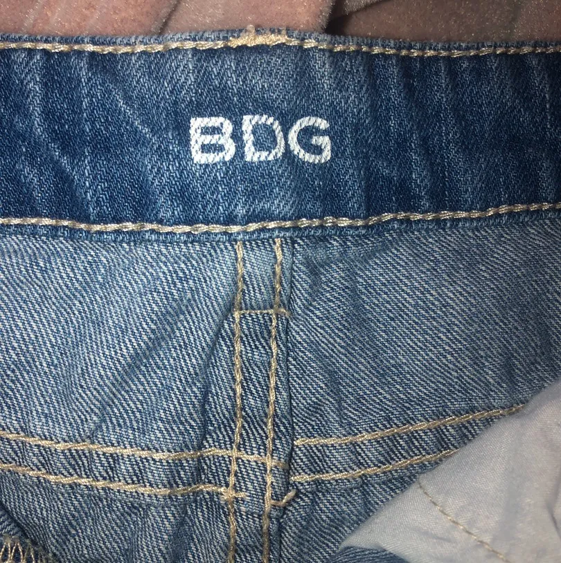 High Rise Cheeky Camo Denim Shorts - Image 4