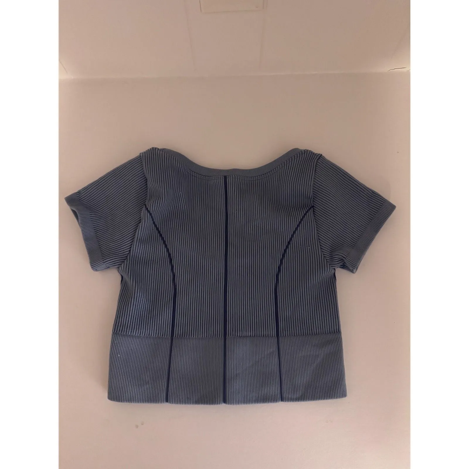 Offline by Aerie Seamless Scoopneck Ribbed Blue Crop Top Size XS EUC - Image 2