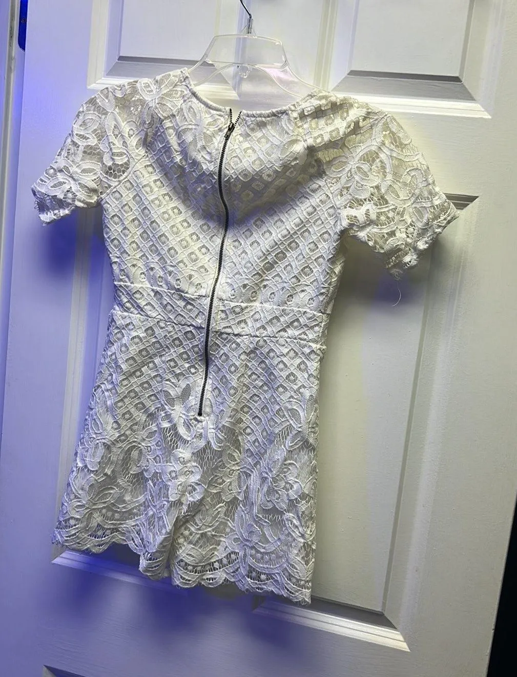 Love fire romper size small excellent condition - Image 2