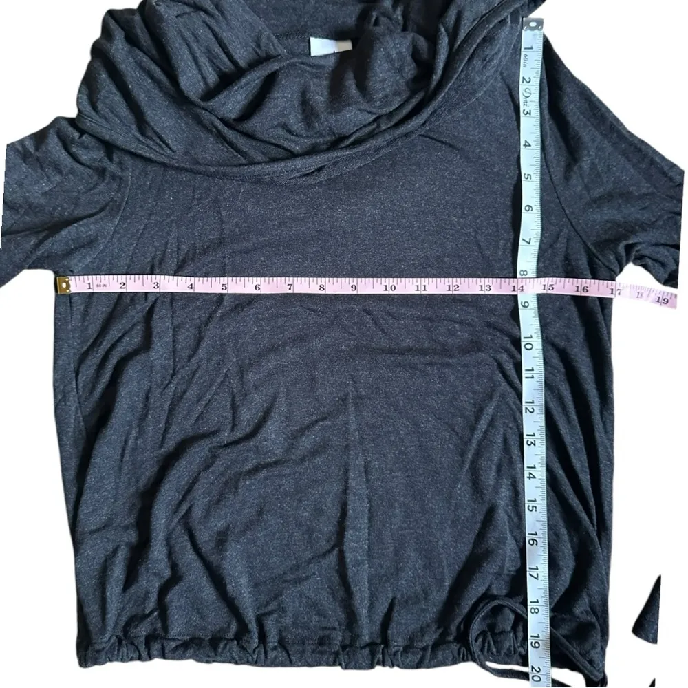 CAbi Recess Top Charcoal Gray Hoodie Cowl Neck Top Shirt Womens Small - Image 4