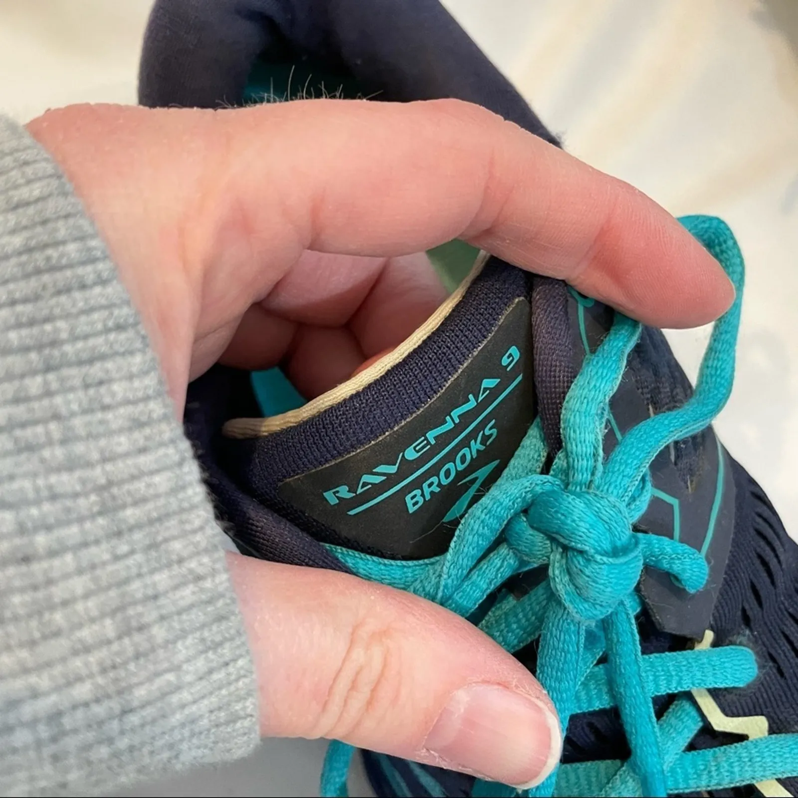 Brooks Ravenna 9 Blue & Teal Womans Running Shoes Sneakers Womens 8.5 Sporty - Image 4