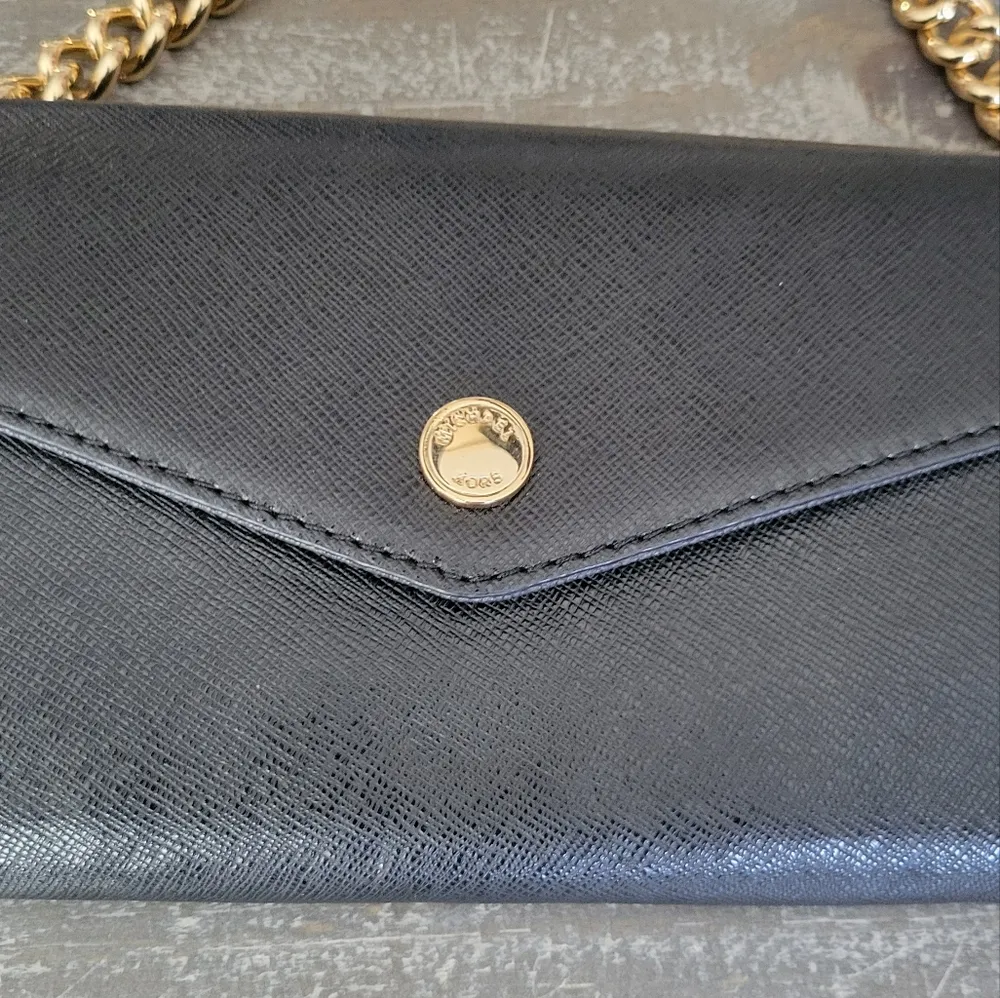 Michael Kors Jet Set Travel  Envelope Crossbody Bag - Image 16