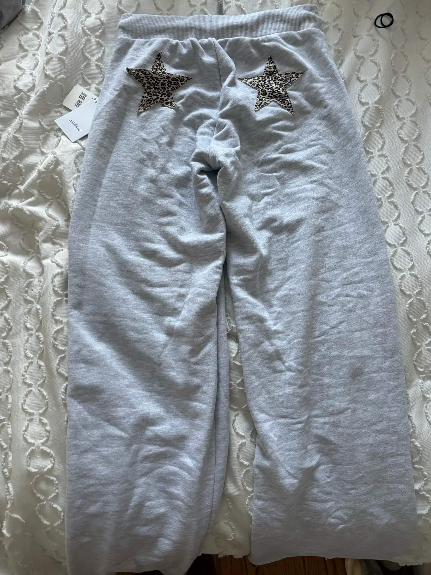 Subdued sweats - Image 3