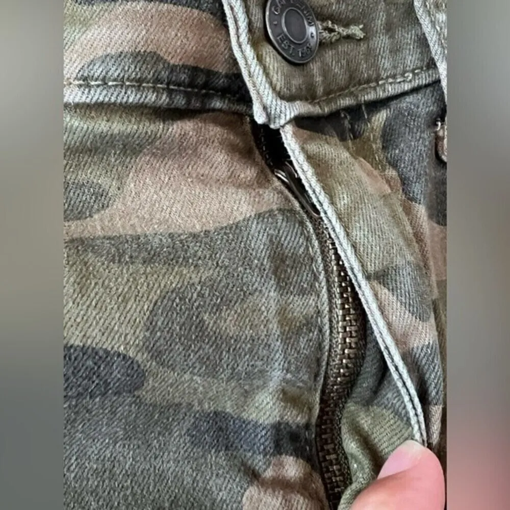 Gap Denim camouflage Jean/leggings skimmer comfortable 6/28. - Image 6
