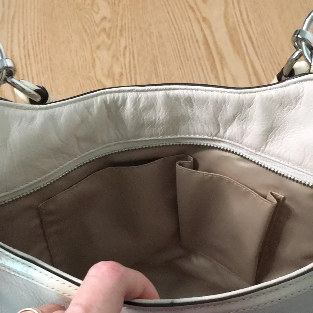 Coach Handbag Purse Leather Cream Size 11 1/4”L x 16”W x 5 1/2”D - Image 7