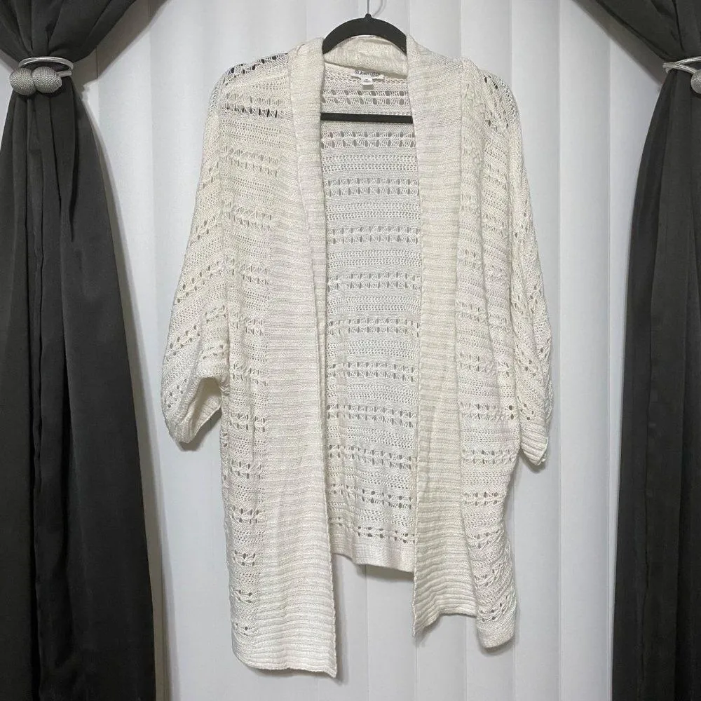 St John’s Bay crochet white cardigan, 3/4 sleeve Size 1X - Image 2