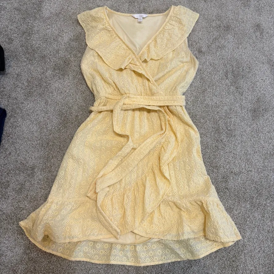 LC Lauren Conrad small eyelet faux wrap ruffle belted dress D4 2411 - Image 11