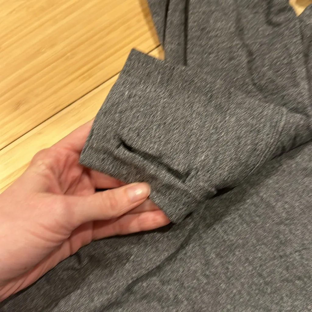 Long sleeve scoop neck top - Image 3