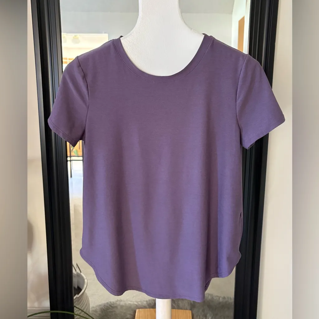 BEYOND YOGA Featherweight On The Down Low T-Shirt - Image 3