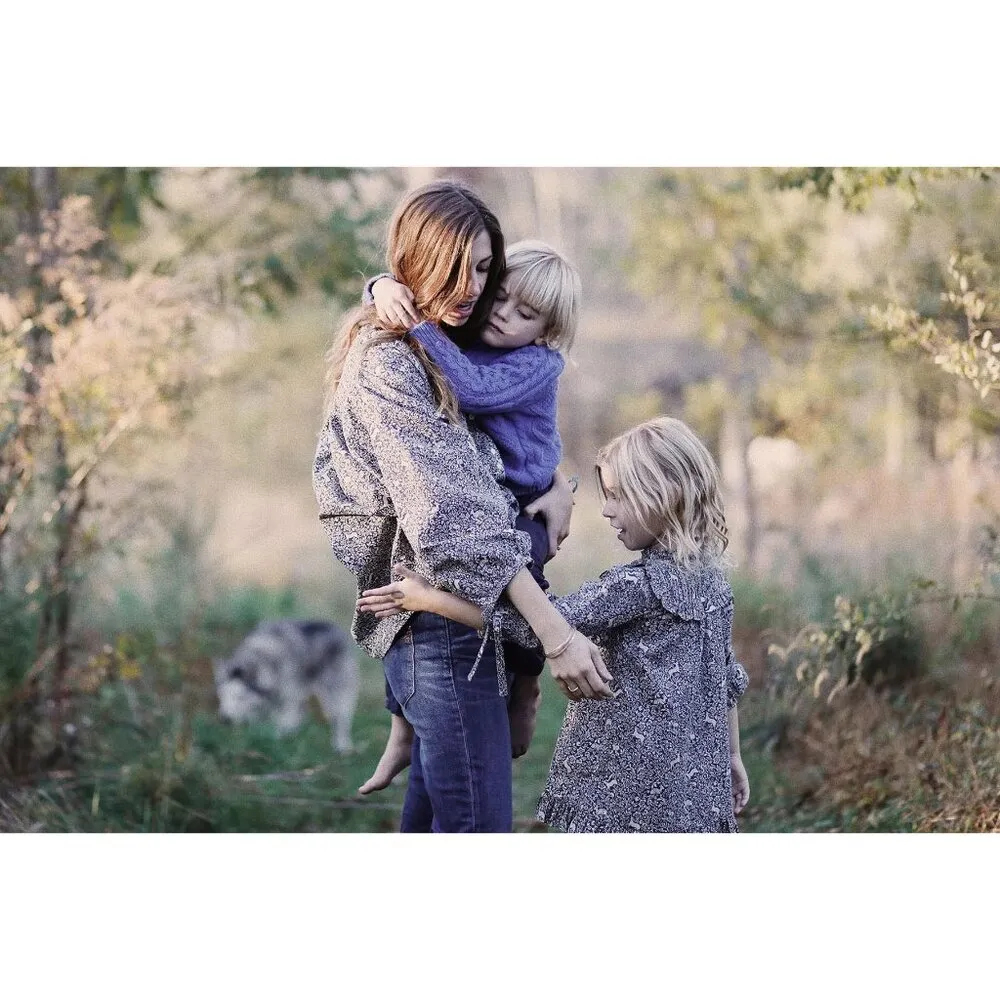 💕DOEN💕 O'Keeffe Top ~ Cream Blue Prancing Fawn Print Medium NWOT - Image 5