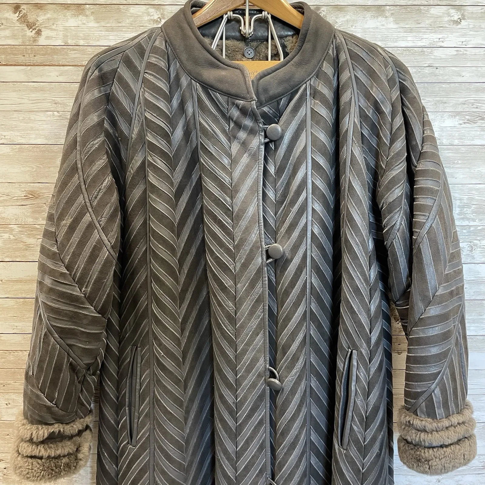 Vintage Womens S (No Size label) Coat Leather Long Chevron Pattern Lined Jacket Gray - Image 9