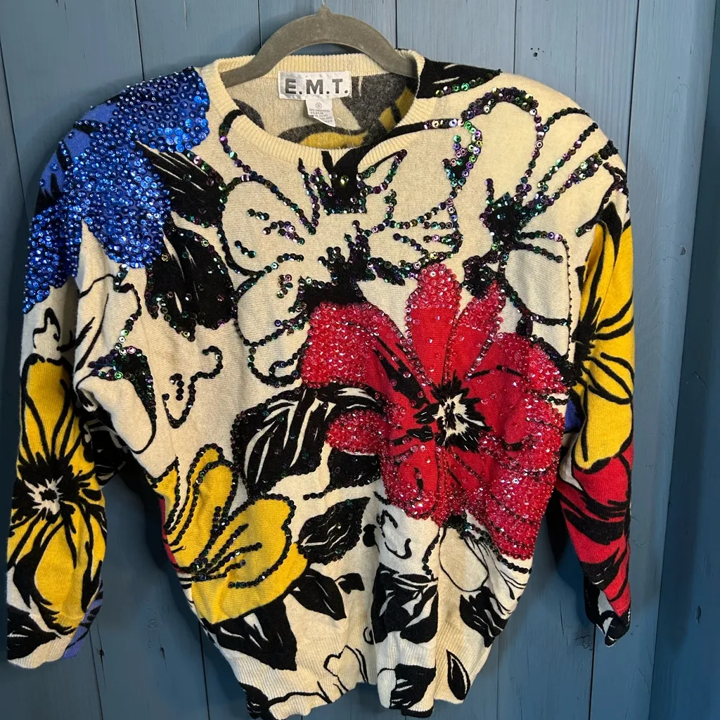 New Old Stock Floral Beaded Patterned Women's Sweater | Size Large Red - Image 5