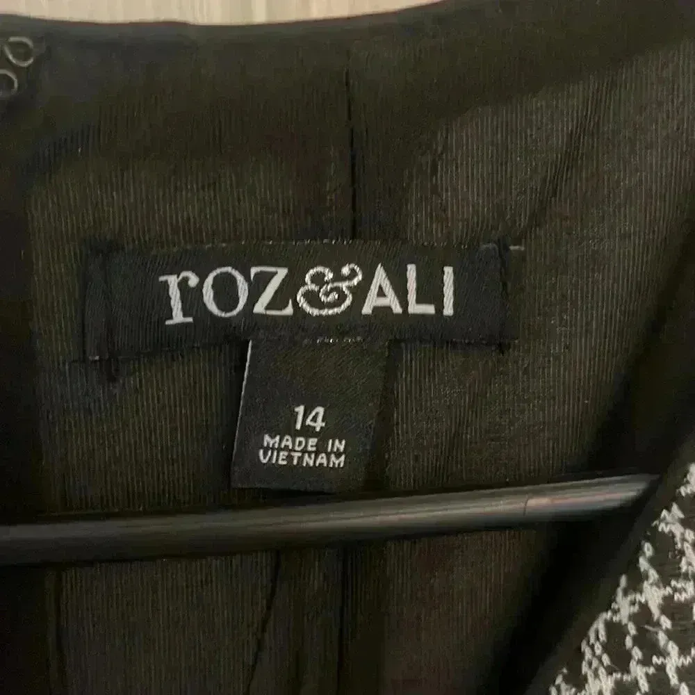 Plaid Dress With Lace - Image 2