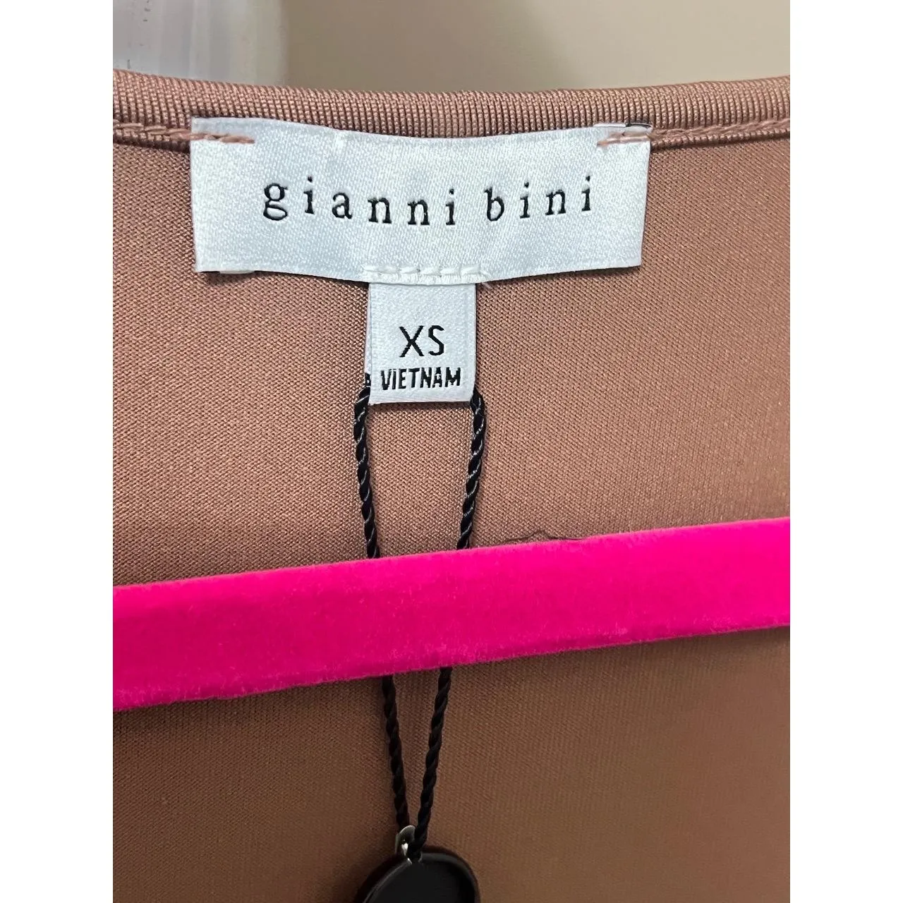 Gianni Bini Maxi Dress Womens XS Tan Bodycon Long Sleeve Scoop Neck Minimalist - Image 4