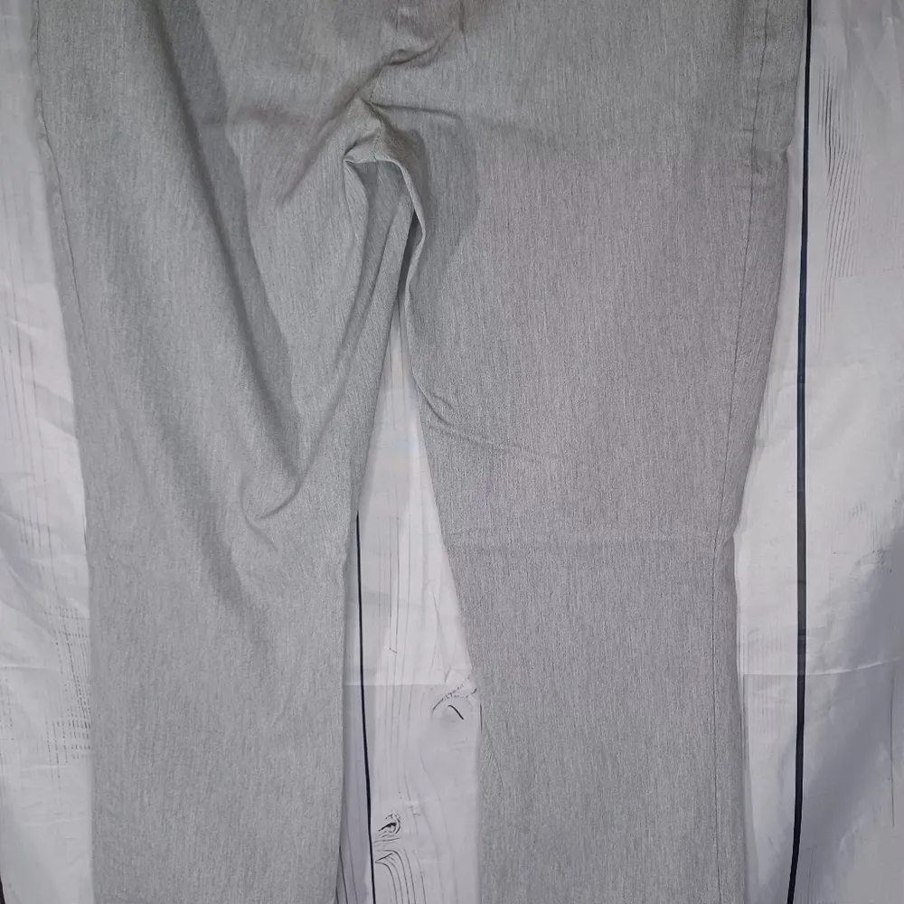 Joe B  Gray Cropped Pants with Zipper Pockets - Image 8