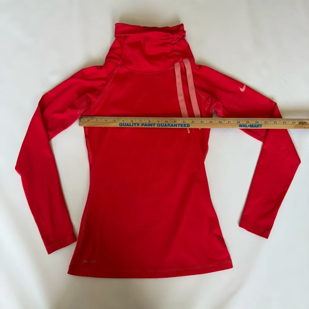 Nike Pro Dri Fit Red funnel neck‎ pull over Athletic Top size small - Image 2