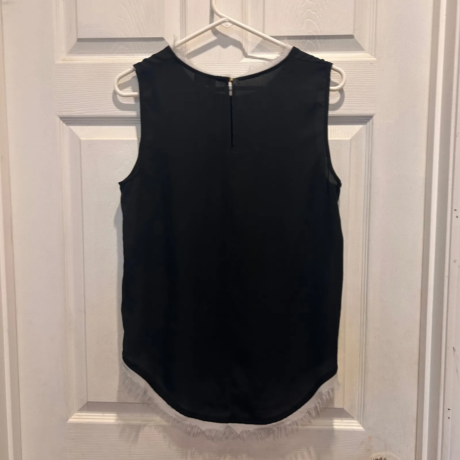 WHO WHAT WEAR Black Sleeveless Fringe Trim Top Women Size L Whimsigoth Fairy - Image 4