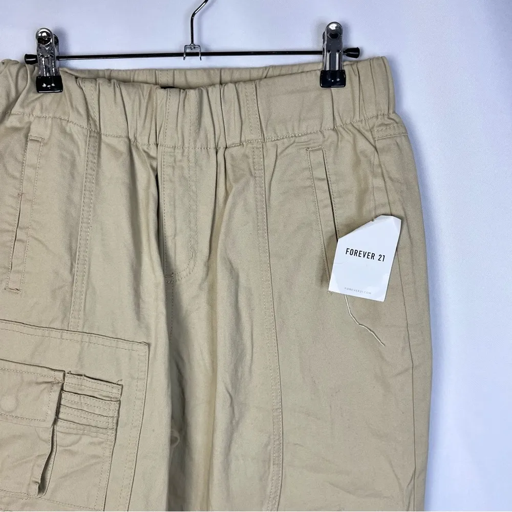 Forever 21  Khaki Pull On Cargo Utility Jogger Pants M - Image 3